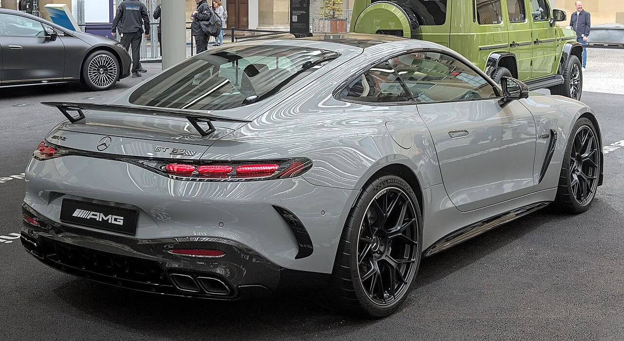 AMG GT 63 프로 후면