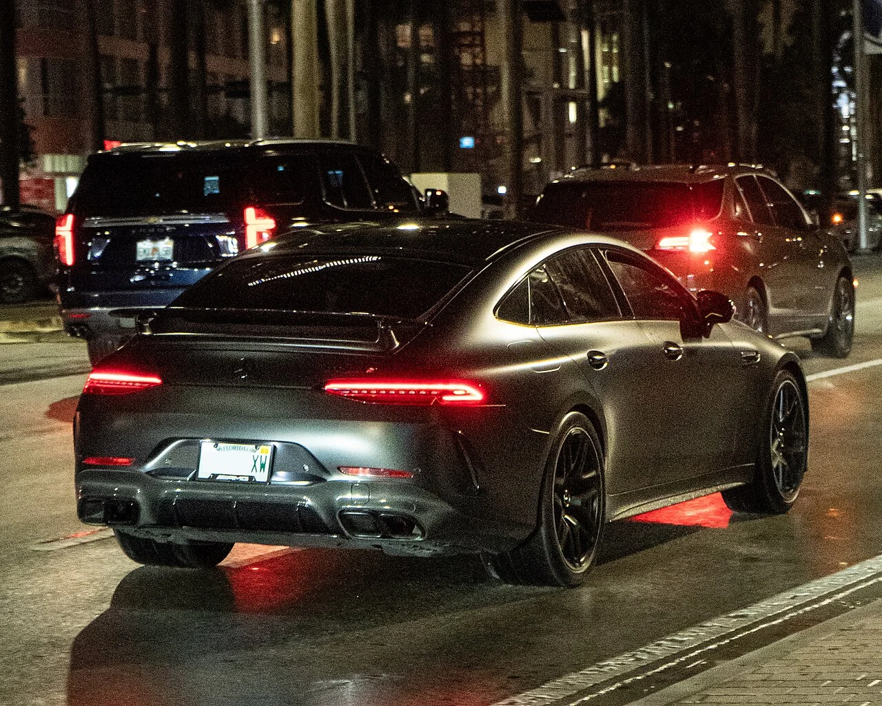메르세데스-AMG GT 63 S 4매틱플러스 실물 사진