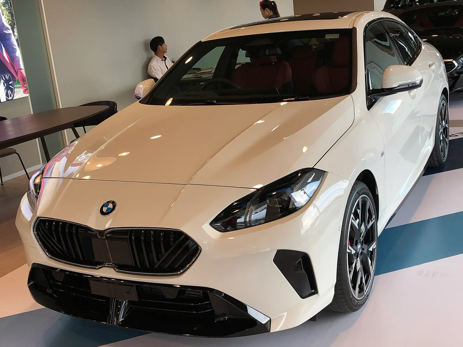 BMW 2시리즈 그란쿠페 M 스포츠