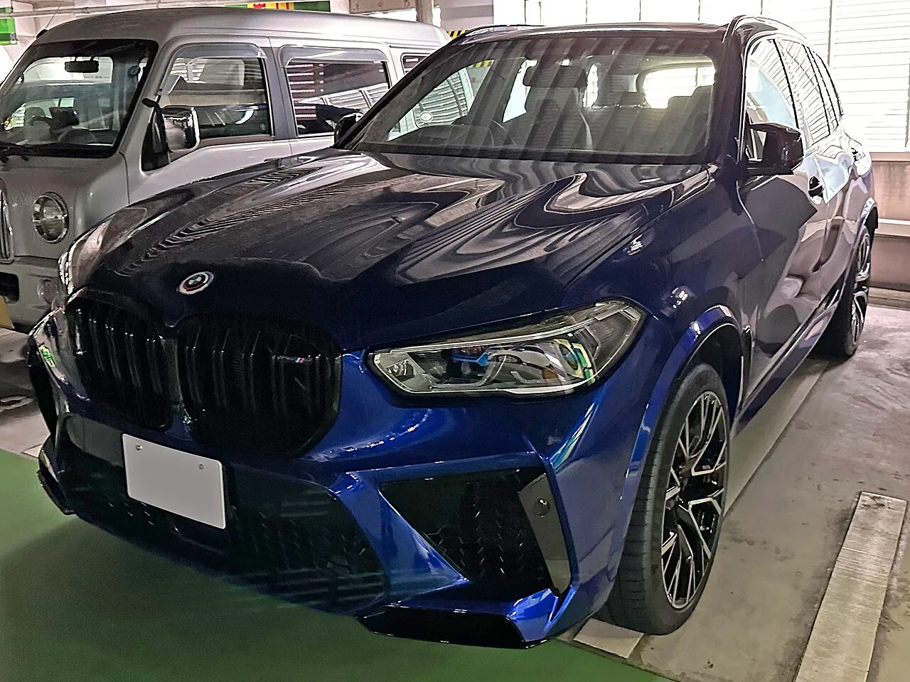 BMW X5 M 컴페티션 전면