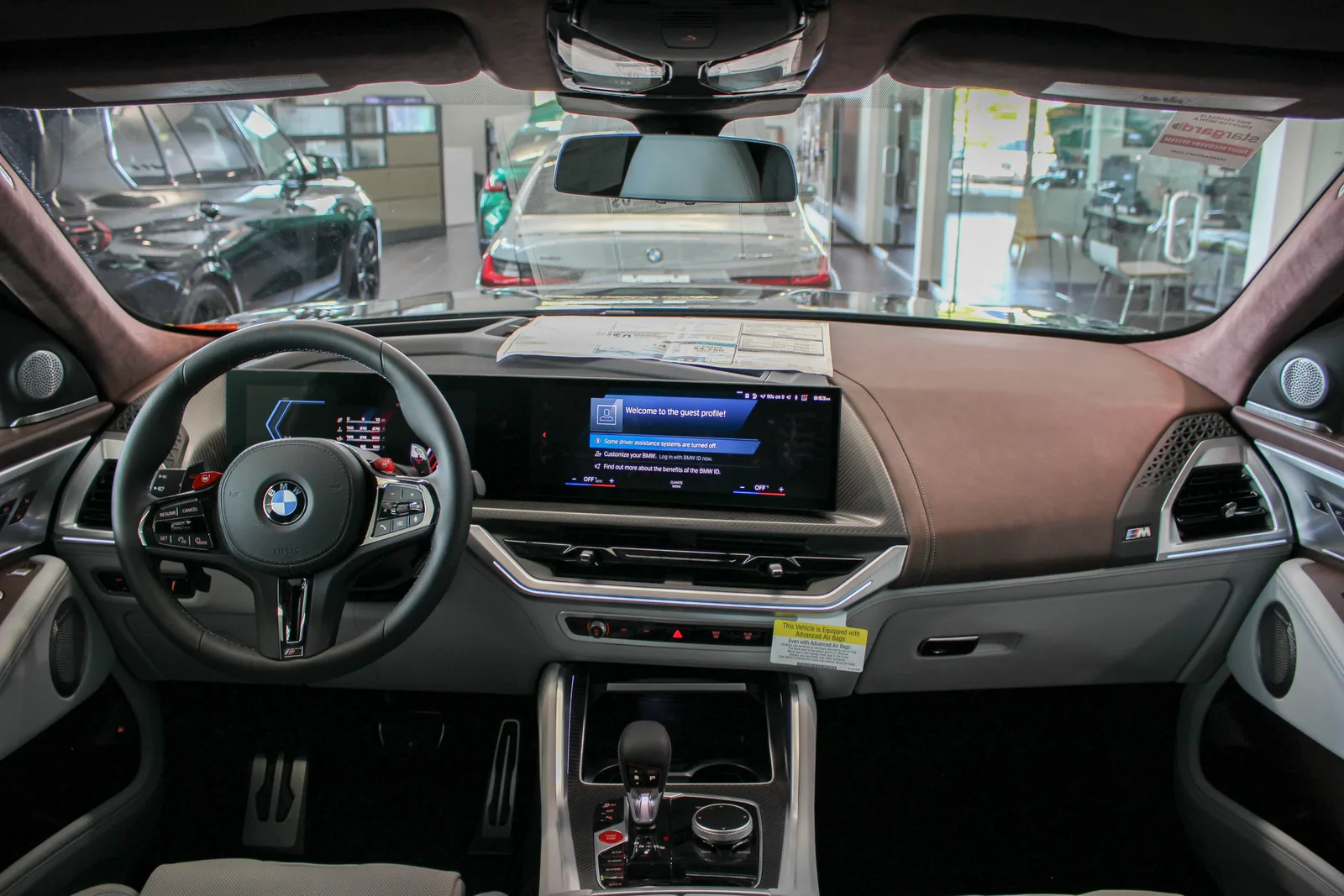 BMW XM 실내