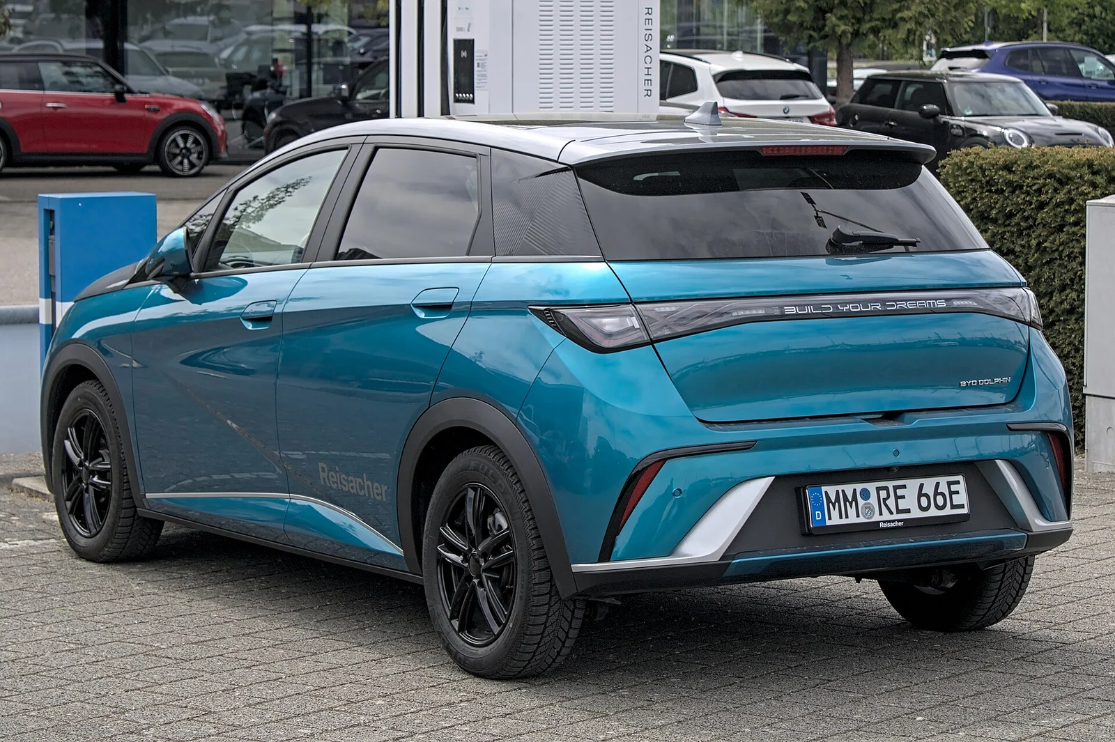 BYD 돌핀 후면
