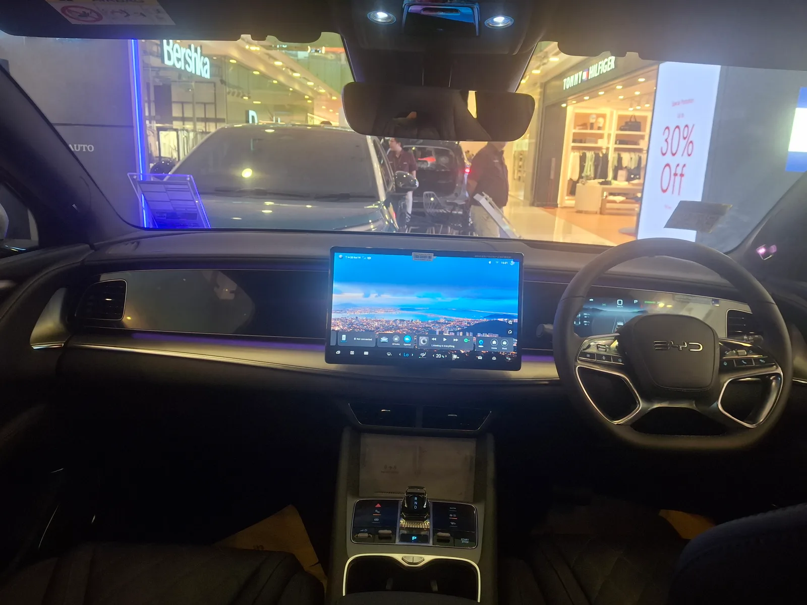 BYD 씰라이언7 실내, 인포테인먼트 디스플레이