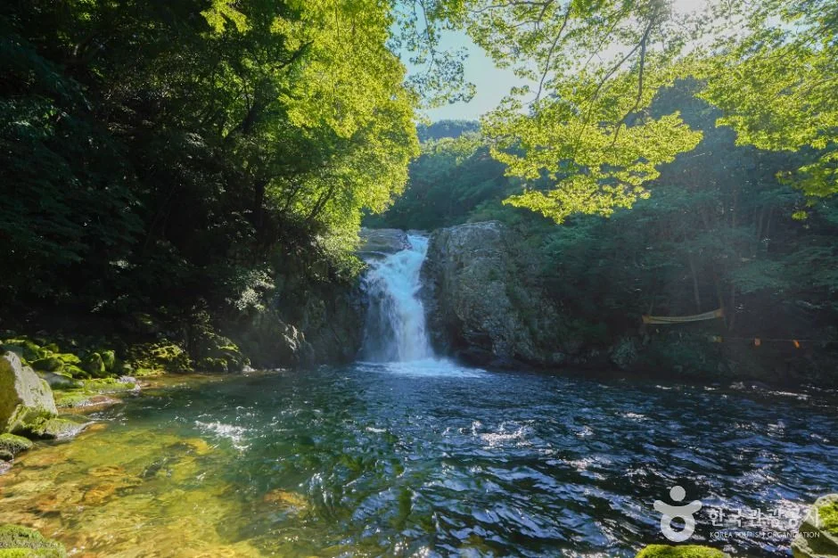 기백산 용추계곡 폭포