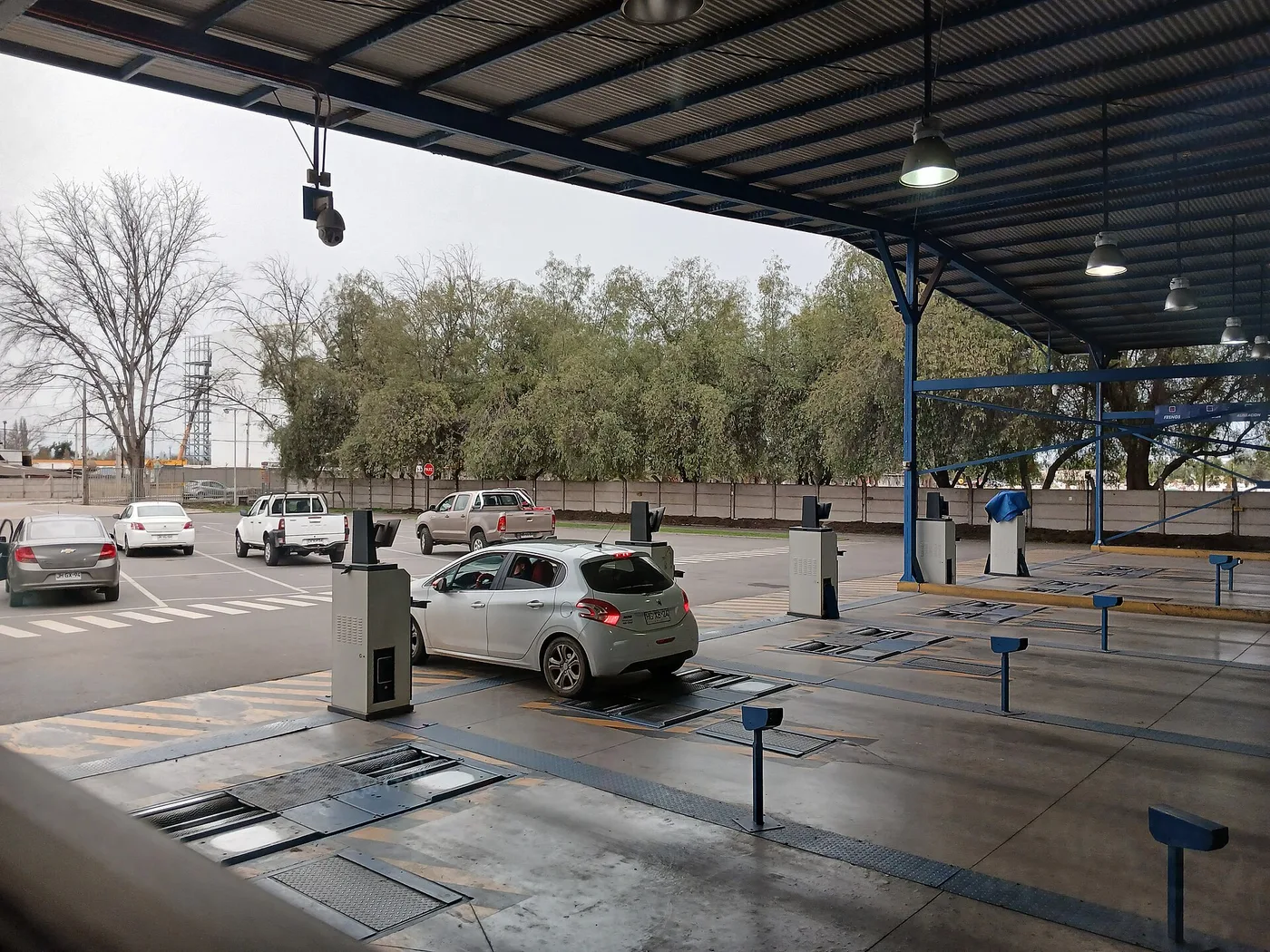 차량 검사 창구