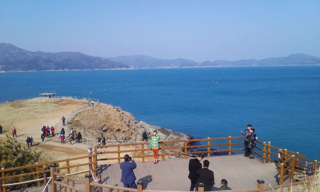 "바람의 언덕"을 검색했다가 파주로 갔다면… 거제에 진짜가 있다