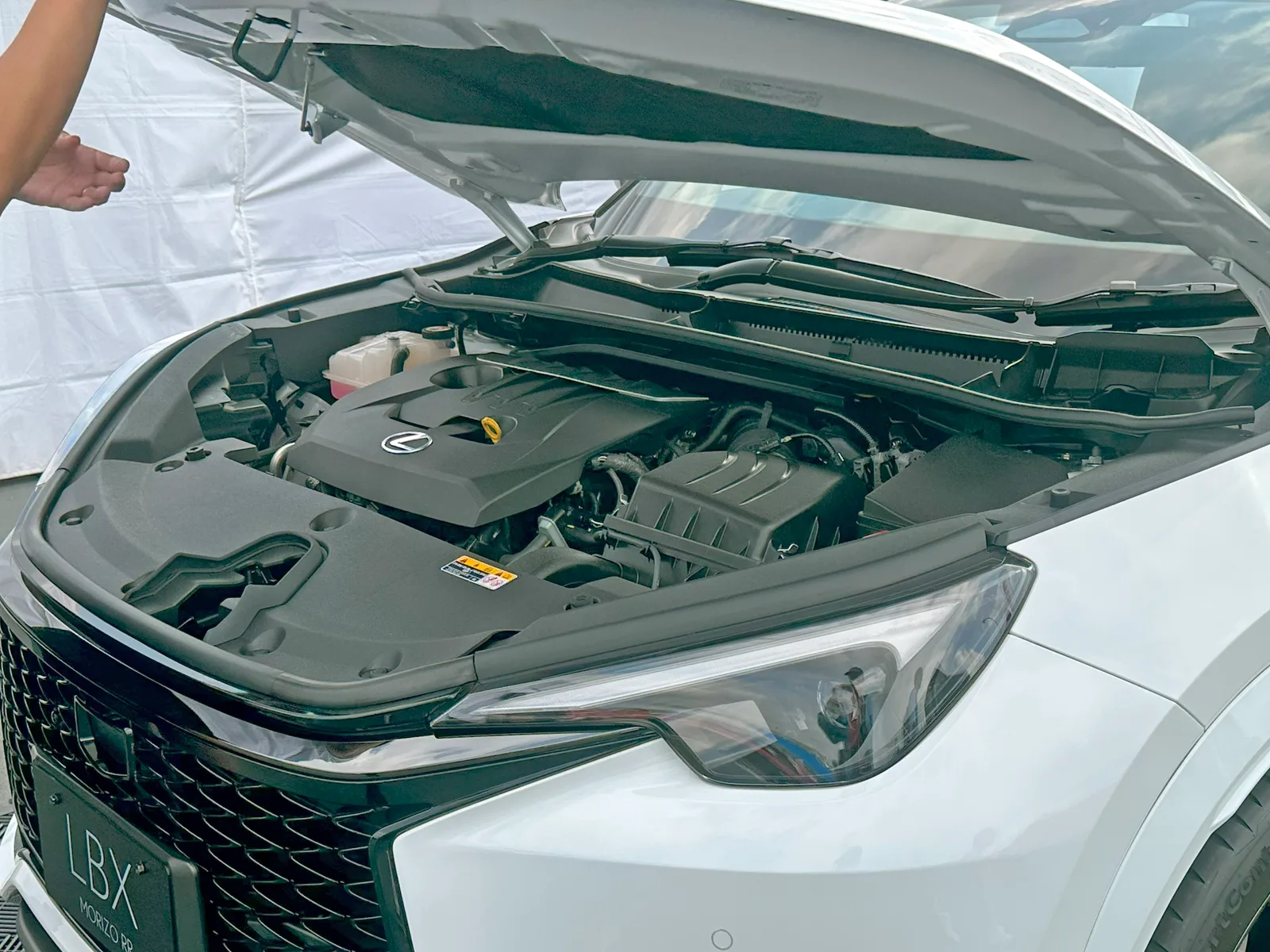렉서스 LBX 모리조 RR 엔진룸, 터보 1.6L 3기통 엔진