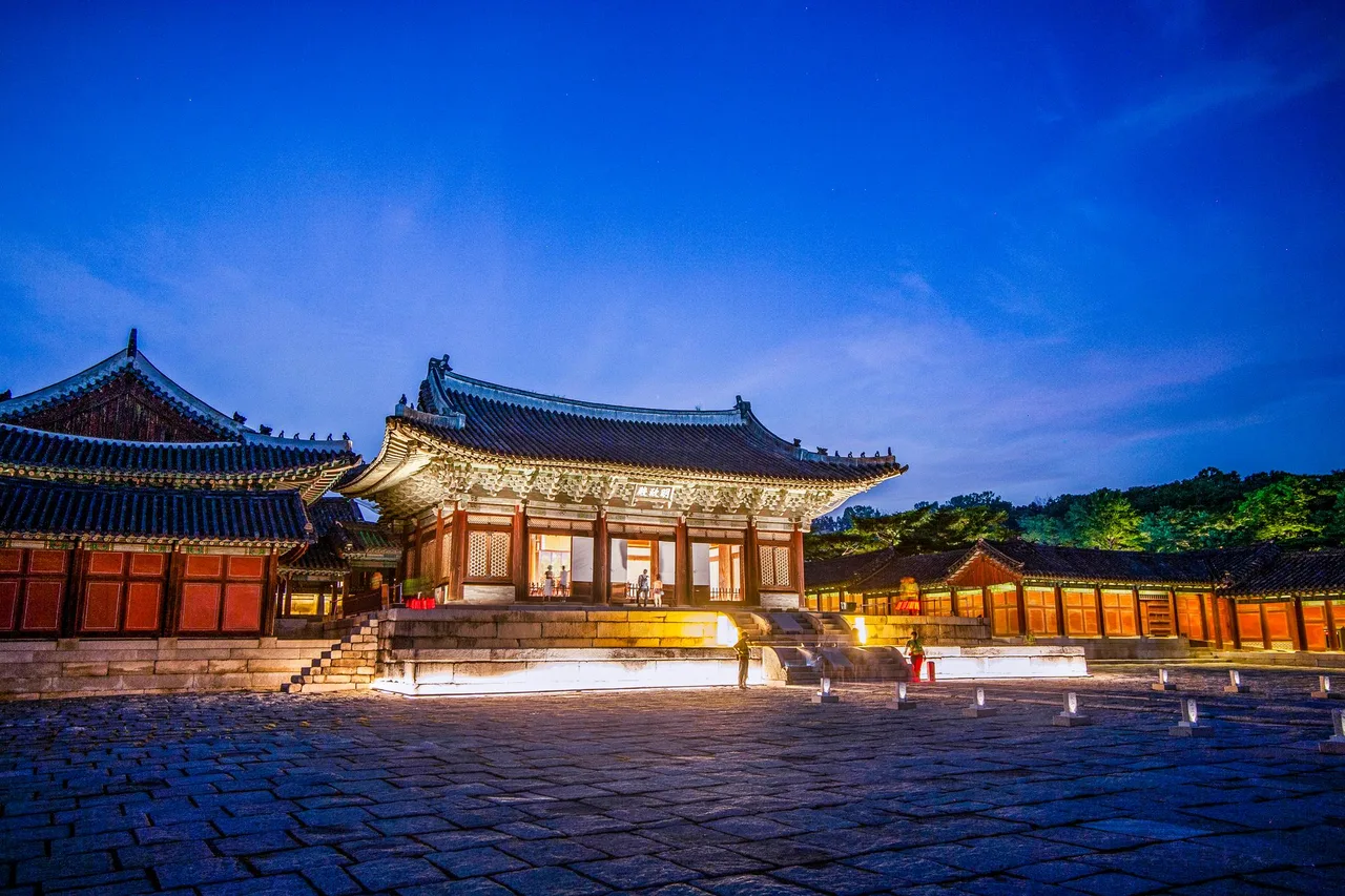 서울 고궁 야경