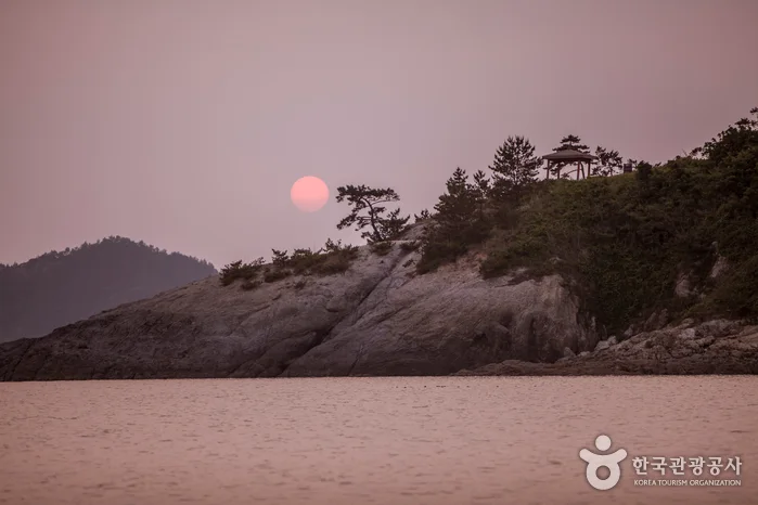 신안 섬 일몰